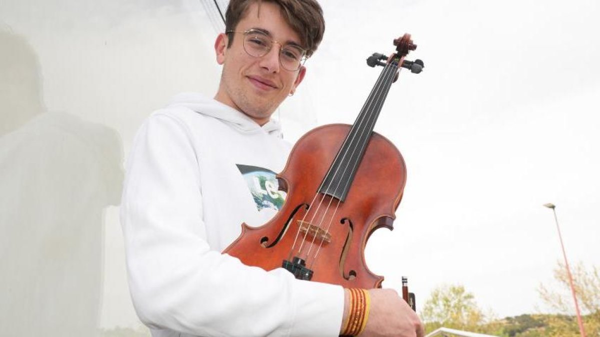 Pablo Nieto, joven violista seleccionado para la JONDE.