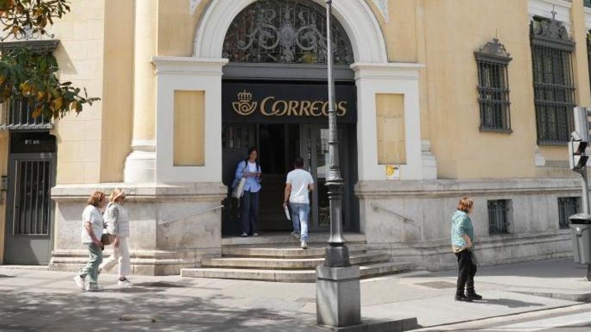 La oficina de Correos de la Rinconada, dónde se puede tramitar la regulación.