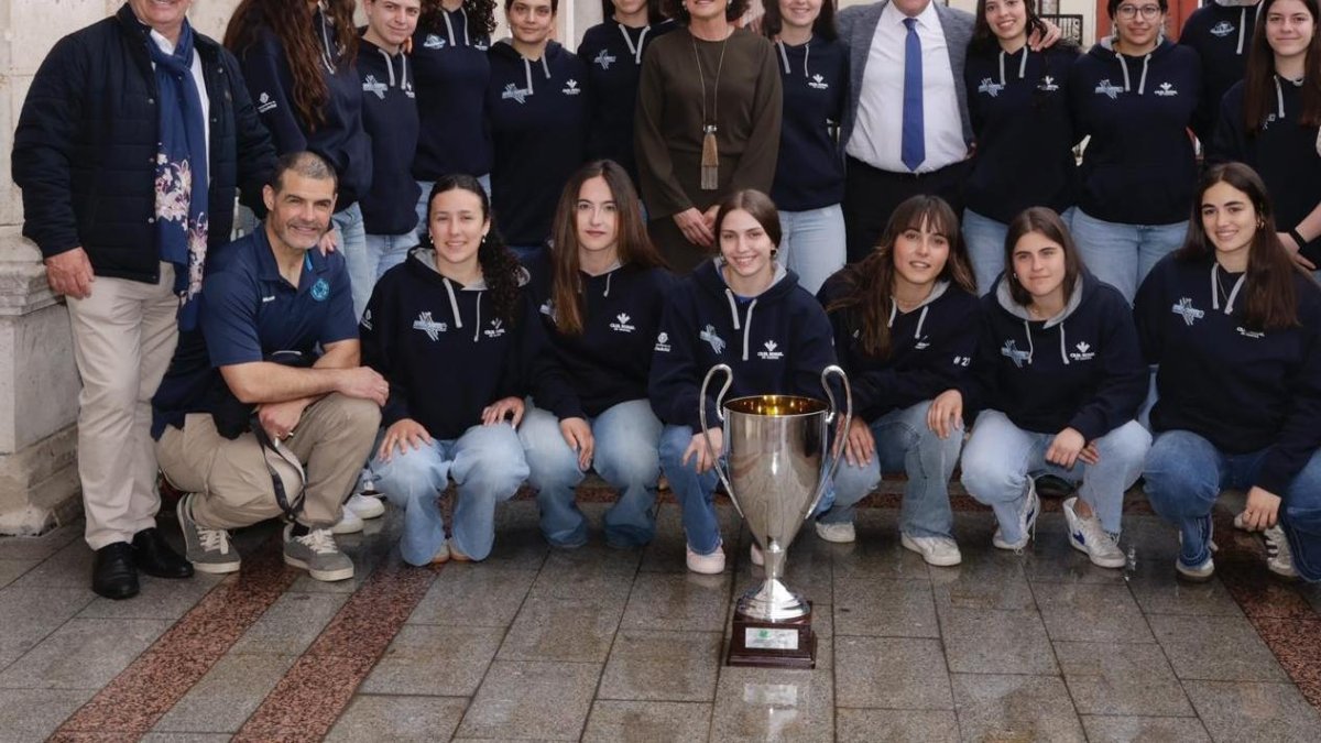 CPLV Panteras recibidas en el Ayuntamiento de Valladolid.