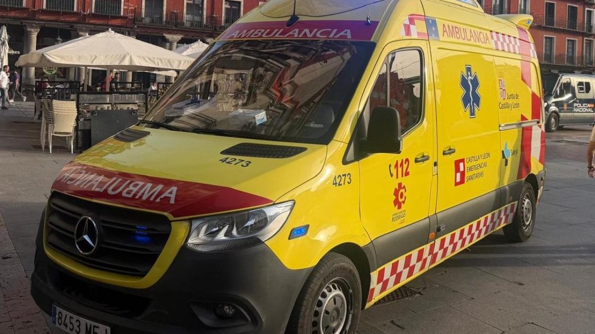 Una ambulancia esta semana en Valladolid.