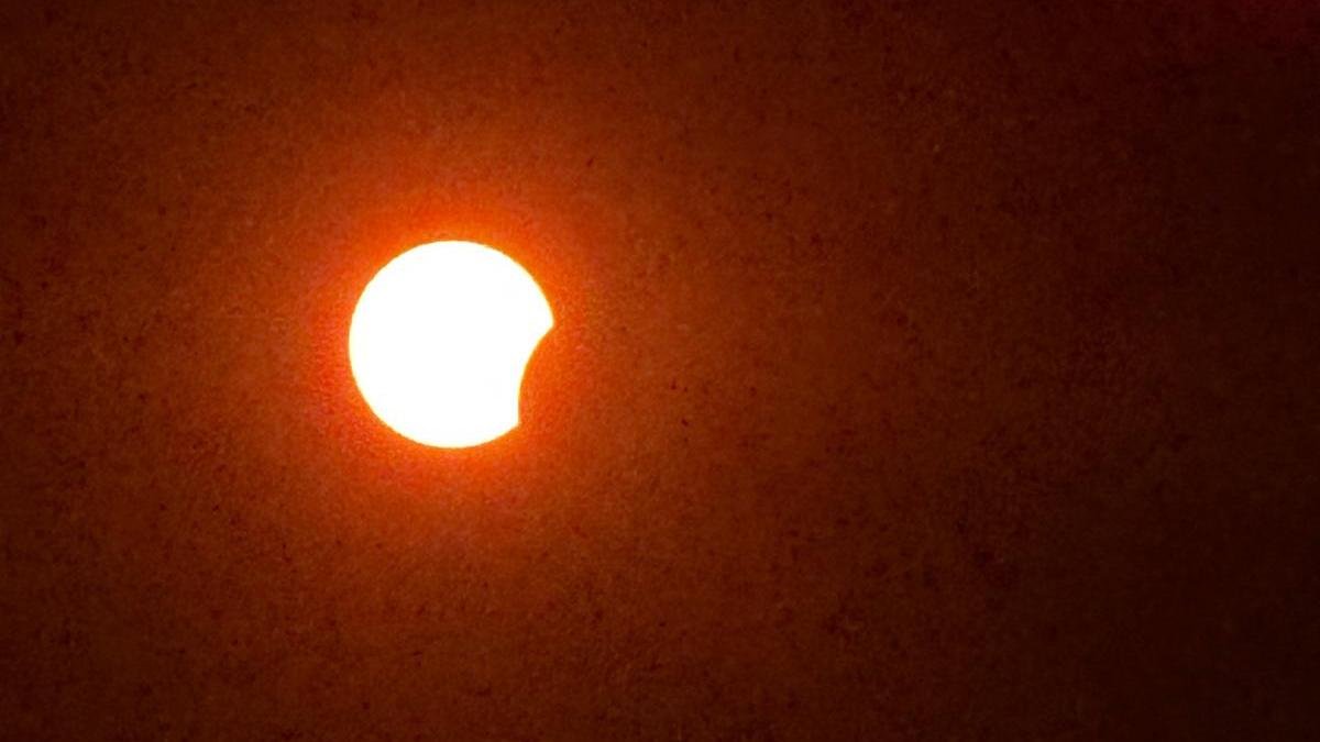 Comienzo del eclipse total de sol