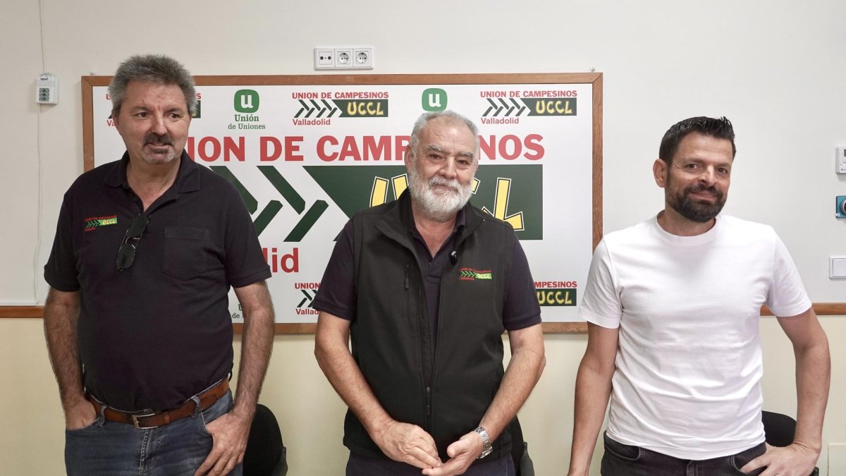 Ramón Prieto, Valentín García y David García en la rueda de prensa.