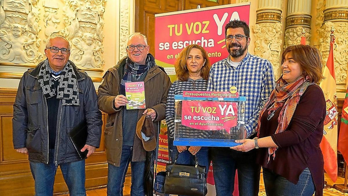 Alberto Bustos, en la presentación de los Presupuestos Participativos-E.M.