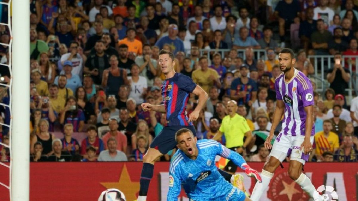 Imagen del partido jugado en el Camp Nou entre el FC Barcelona y el Real Valladolid en la primera vuelta. / LALIGA