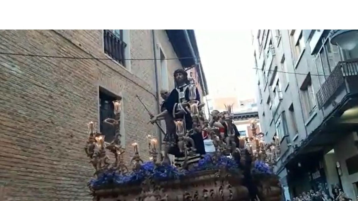 Procesión del Cristo de Medinacelli en Valladolid. Twitter: Valladolid Cofrade