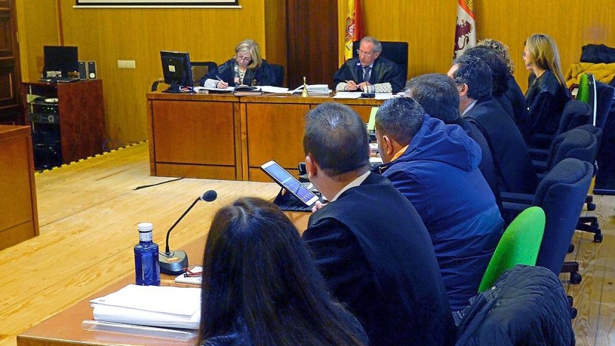 Imagen de archivo de una de las sesiones del juicio del Caso Sara.-EFE / POOL