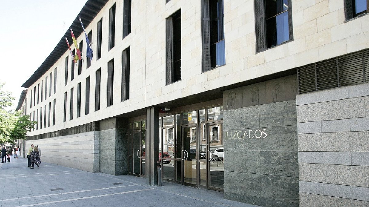 Edificio de los juzgados en la calle Angustias de Valladolid. ICAL
