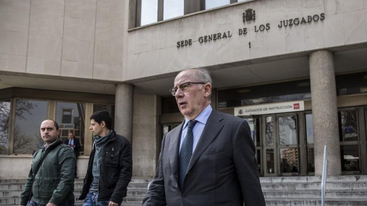 Rodrigo Rato a la salida de los Juzgados de Plaza de Castilla en una foto de archivo.-OLMO CALVO