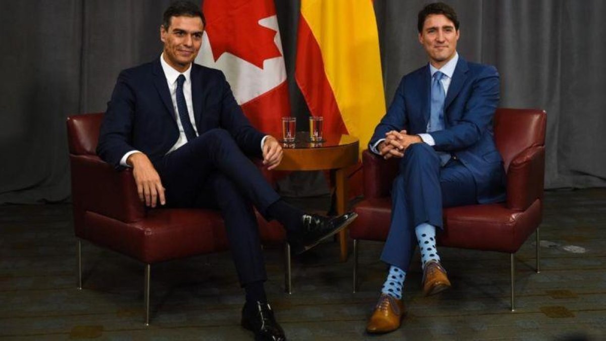 Sánchez con Trudeau.-MARTIN OUELLET-DIOTTE / AFP
