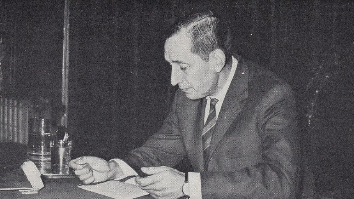 Delibes de conferenciante en América.-E.M.