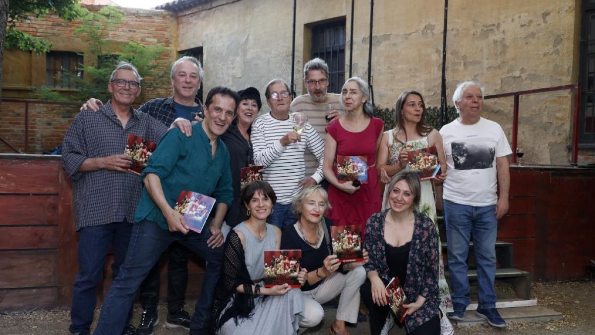 El elenco de Teatro Corsario.- PHOTOGENIC /IVÁN TOMÉ