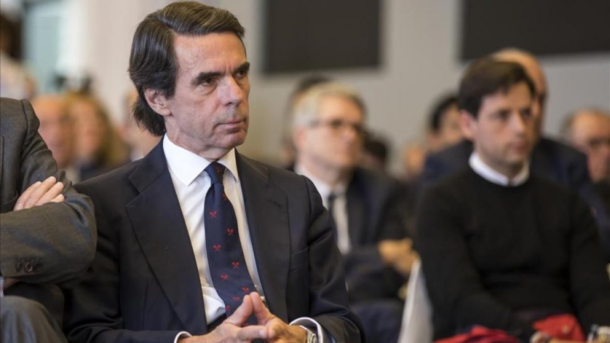 José María Aznar, en la clausura de un foro de la FAES en València-/ MIGUEL LORENZO