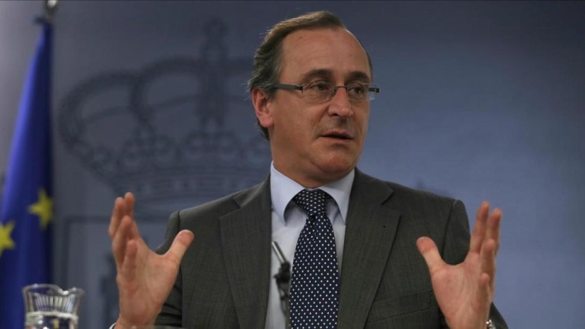 El ministro de Sanidad en funciones, Alfonso Alonso-DAVID CASTRO