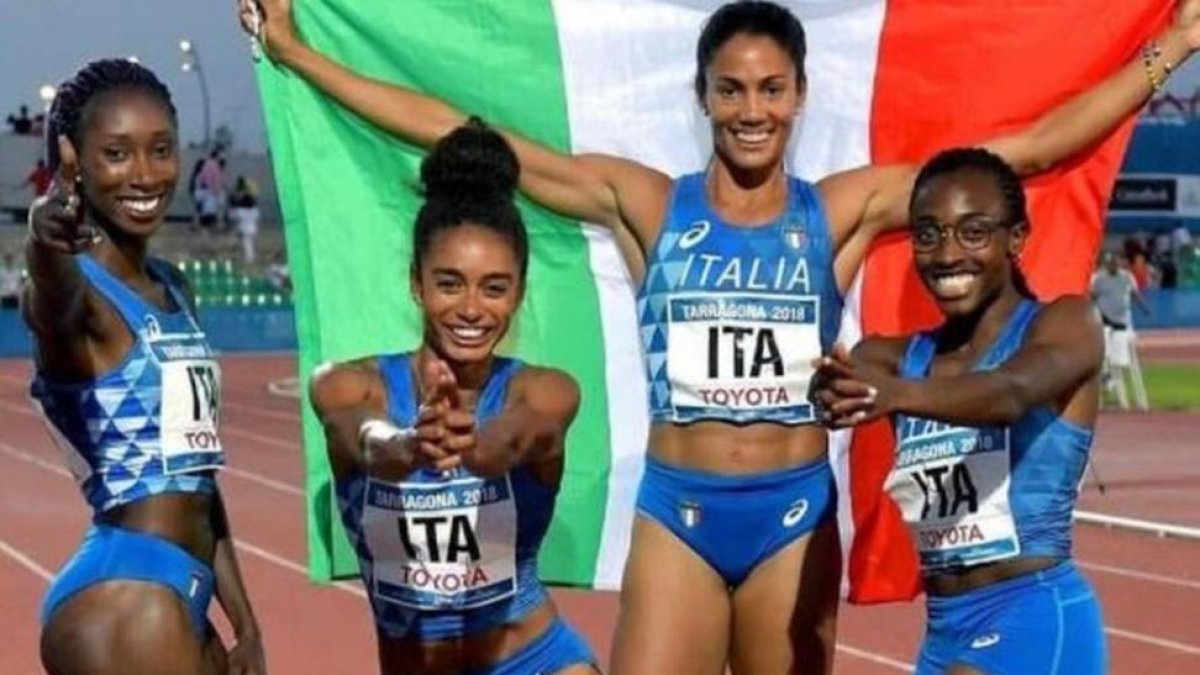 Raphaela Lukudo, Maria Benedicta Chigbolu, Libania Grenot y Ayomide Folorunso, el equipo italiano ganador del oro en 4x400 relevos en los Juegos del Mediterráneo.-