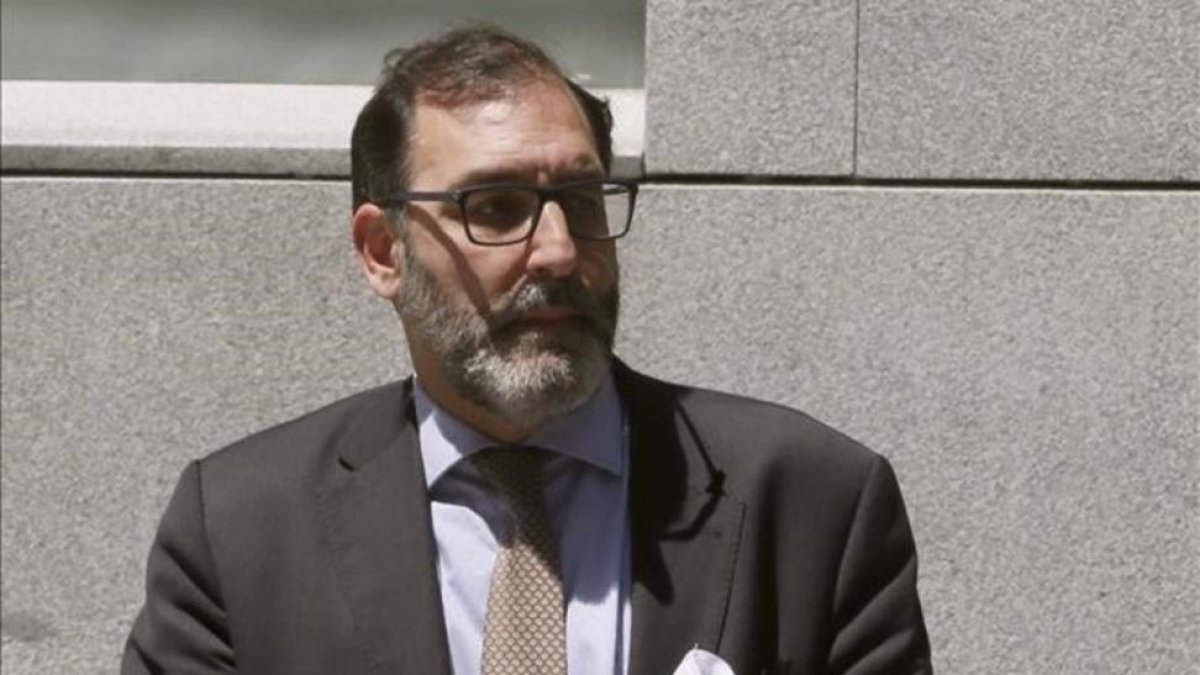 El juez Eloy Velasco, a su salida de la Audiencia Nacional.-MARISCAL