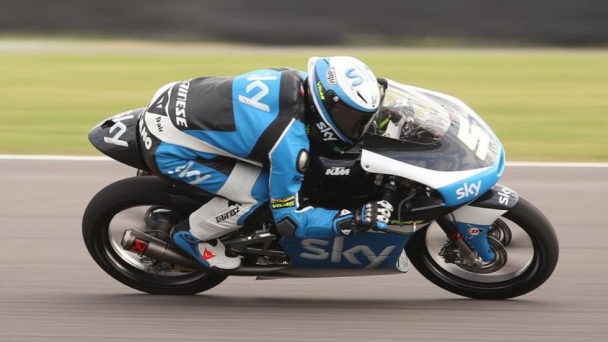 Fenati, con su KTM, en plena carrera.-EFE