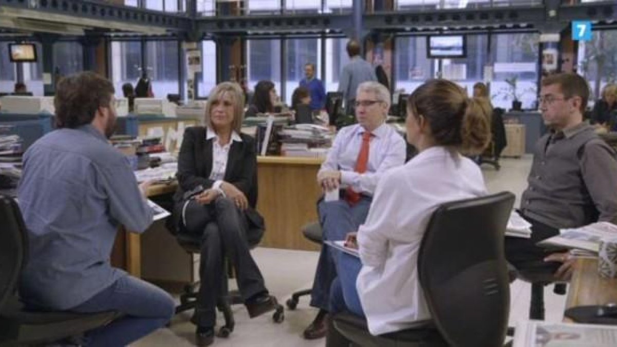 Jordi Évole, con sus invitados de este domingo en 'Salvados'.-ATRESMEDIA