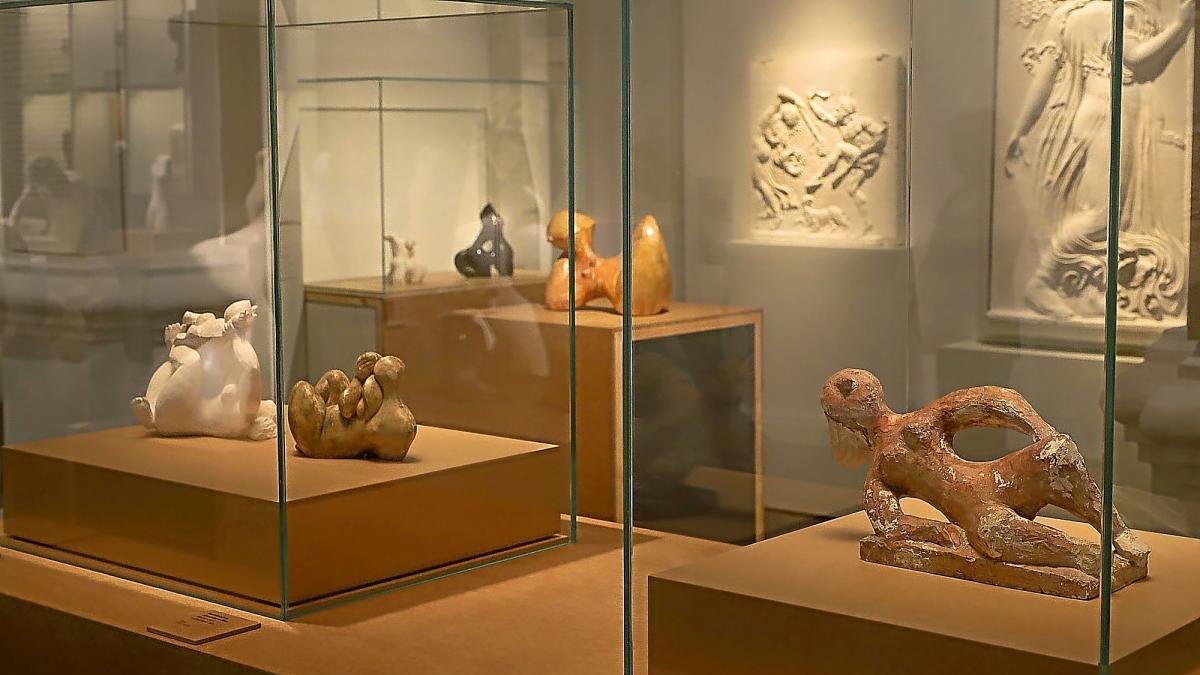 Exposición de Baltasar Lobo en el Museo Nacional de Escultura.-ICAL
