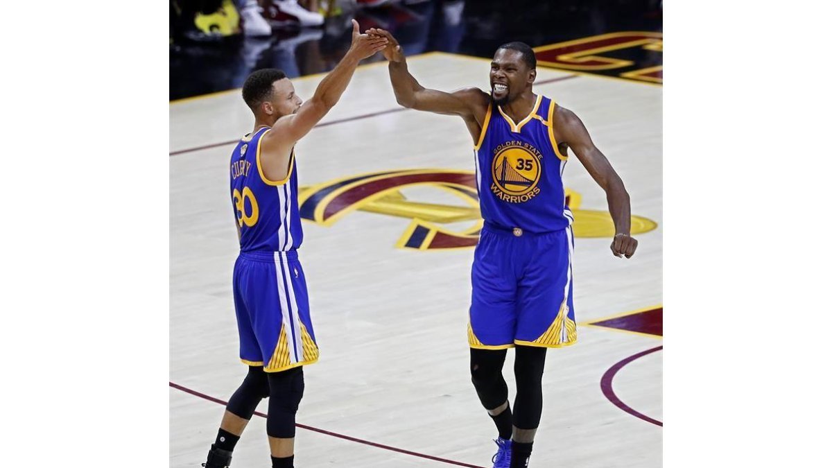 Stephen Curry Y Kevin Durant.-EFE