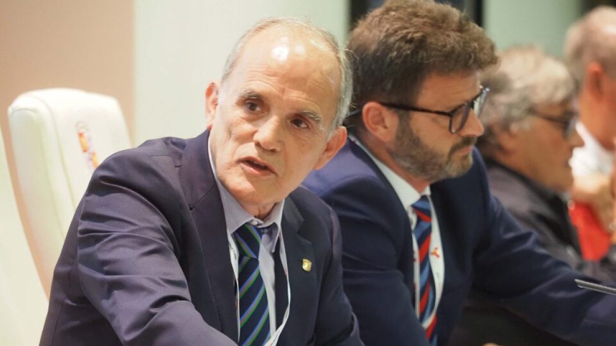 Marcelino Maté durante la pasada Asamblea de la RFCYLF. / RFCYLF