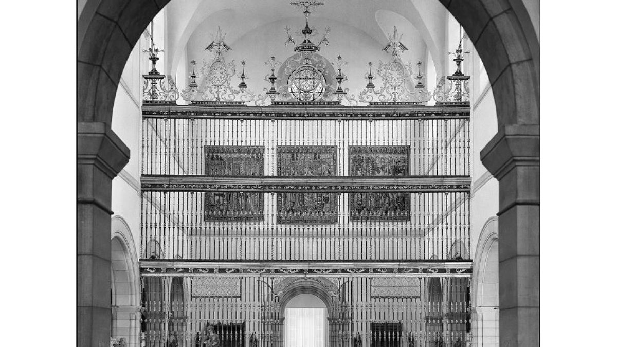 Una imagen de la reja de la Catedral de Valladolid ya en el Nueva York. | MET