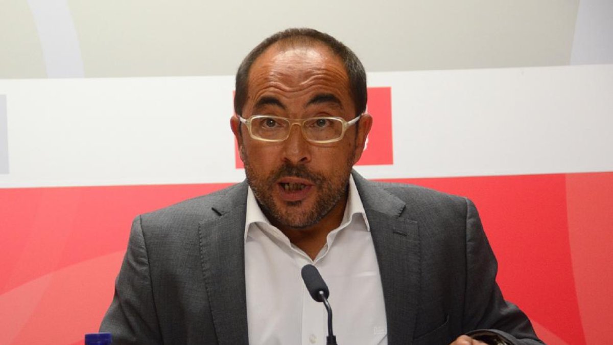 El candidato a la secretaria general del PSOE de Soria, Luis Rey.-ÁLVARO MARTÍNEZ