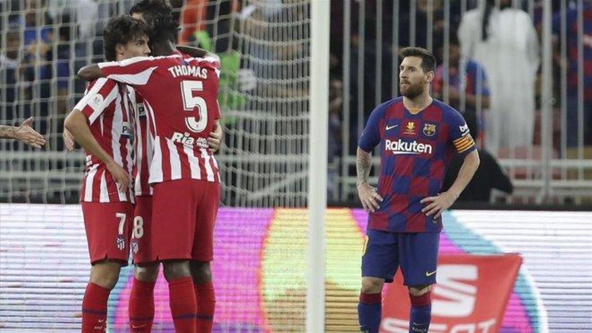 Messi, tras confirmarse la derrota ante el Atlético el jueves en Yeda.-