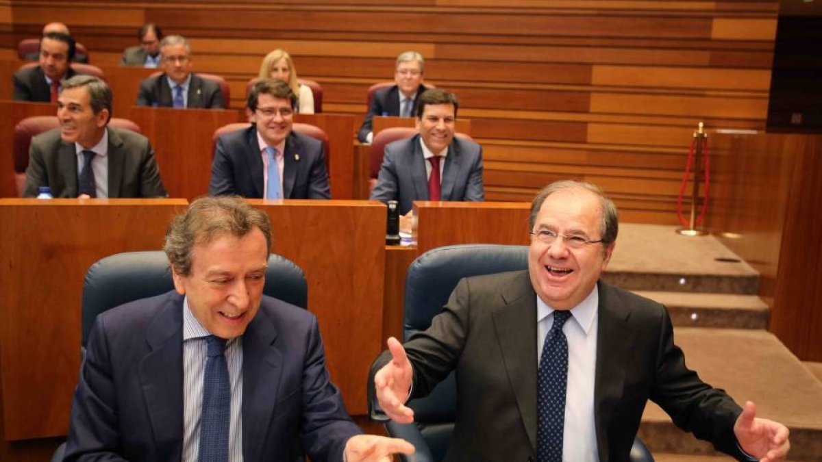 Debate de investidura del candidato a la Junta de Castilla y León con las intervenciones de Juan Vicente Herrera-ICAL