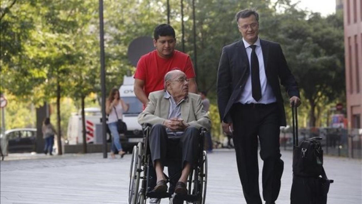 Fèlix Millet llega al último día del juicio del caso Palau, en la Ciutat de la Justícia.-JOAN PUIG