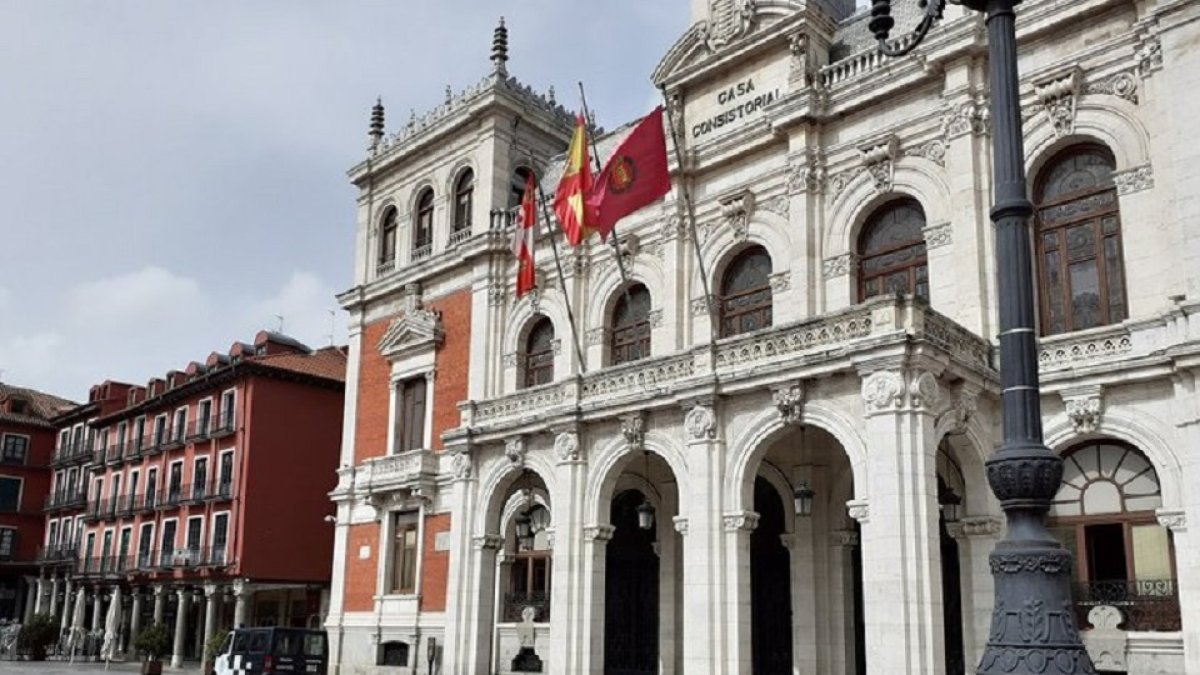 Los tributos municipales seguirán congelados en 2023 frente a la petición de rebaja del PP. - E. M.