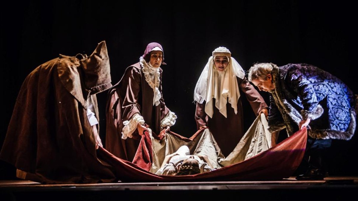 Una de las escenas de ‘Teresa, miserere gozoso’.-TEATRO CORSARIO