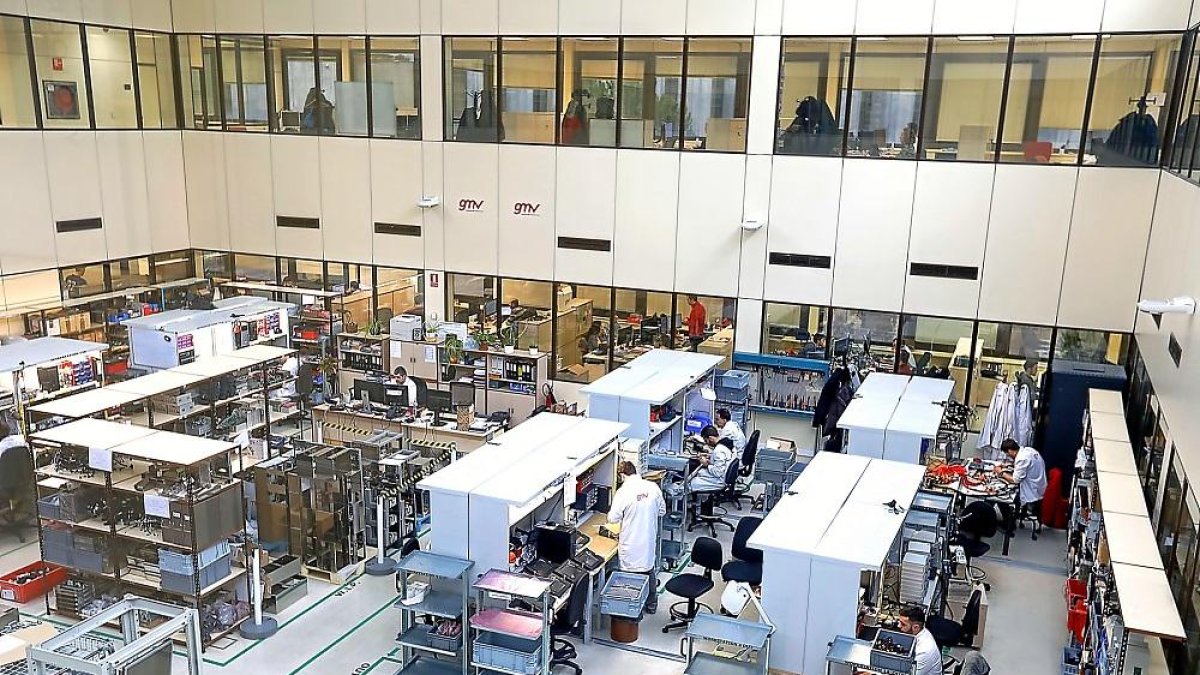 Imagen del interior de la empresa GMV en el Parque Tecnológico de Boecillo, en Valladolid.-J. M. LOSTAU