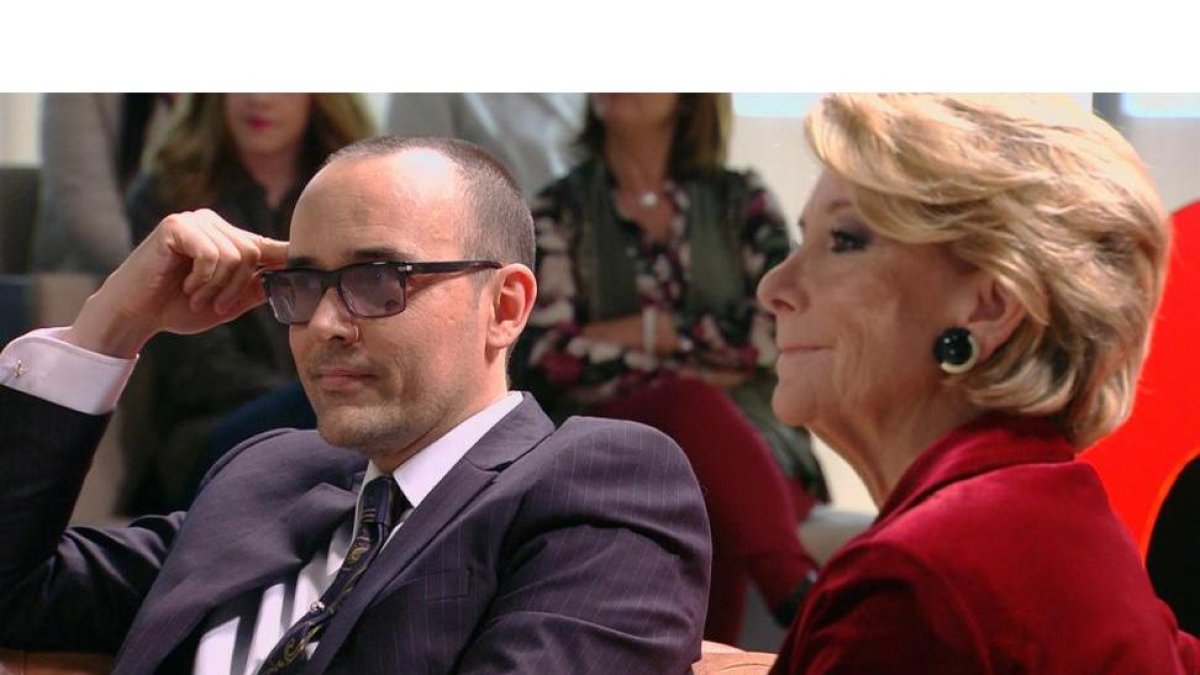 Risto Mejide y Esperanza Aguirre, en el programa de Cuatro 'Chester in love'.-