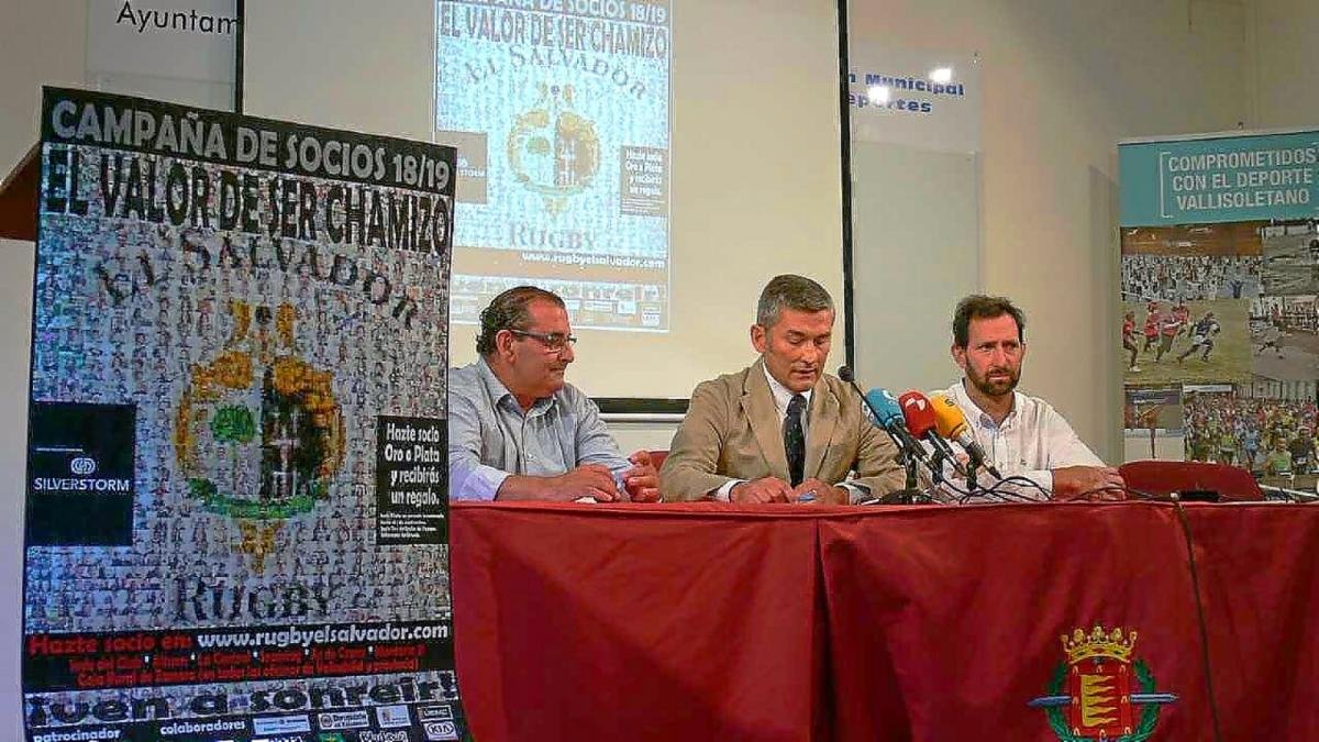 Narciso Prieto, José Miguel Prieto y Fernando Suárez, durante la presentación de la campaña.-EL SALVADOR