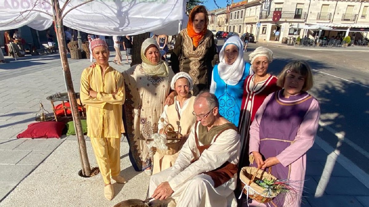 Exposición de oficios antiguos en el Mercado Medieval de este sábado.- AYUNTAMIENTO DE CAMPASPERO