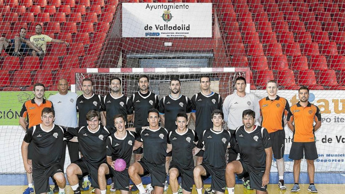 Foto de plantilla del Atlético Valladolid-El Mundo
