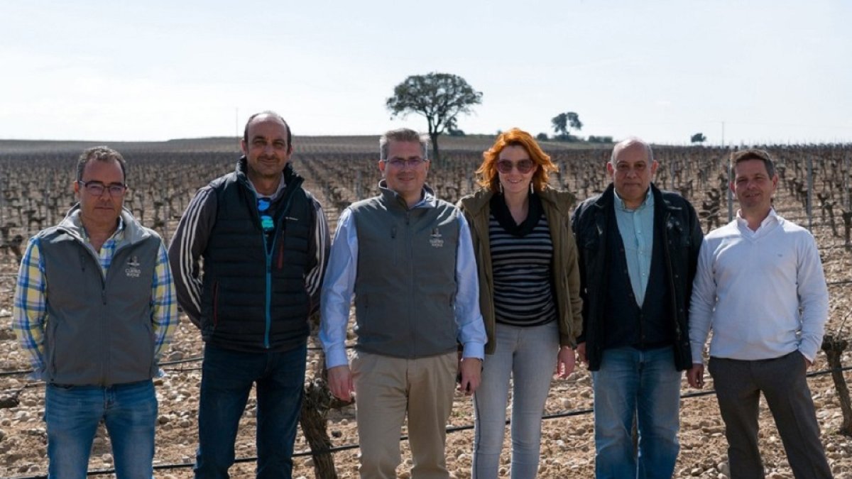 Miembros de la cooperativa Cuatro Rayas. EL MUNDO
