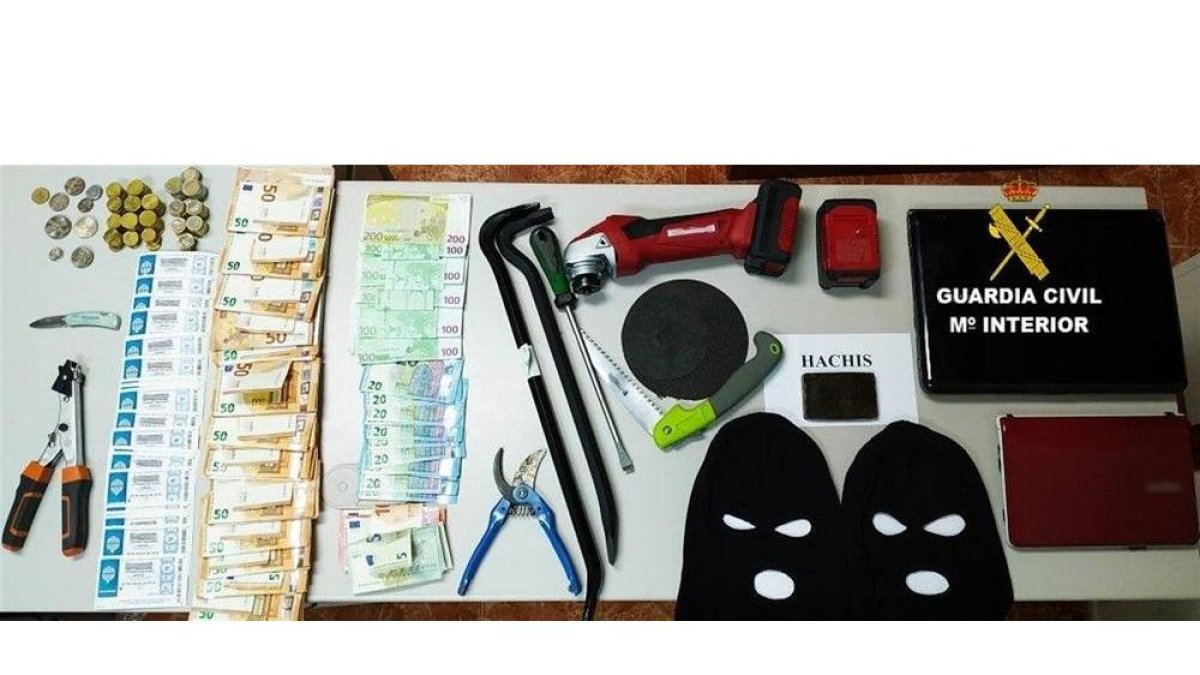 Material incautado por la Guardia Civil-EUROPA PRESS