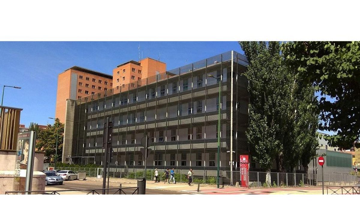 Edicifio del Instituto de Biologóa y Genética Molecular. - CSIC