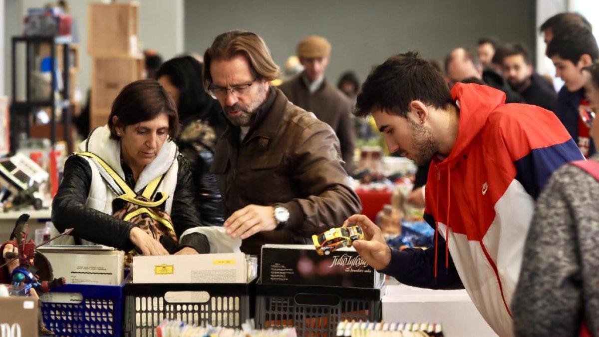 28 10 15 31 142963742