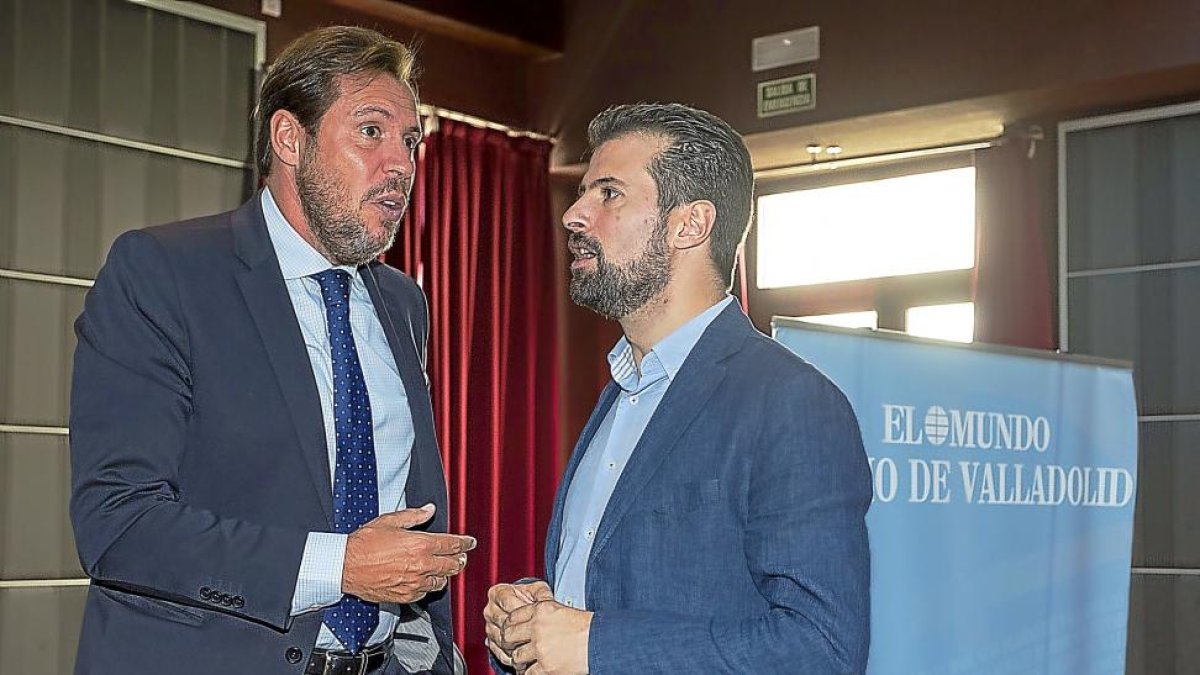 Imagen de Óscar Puente y Luis Tudanca en el Club de Prenda de EL MUNDO.-PHOTOGENIC