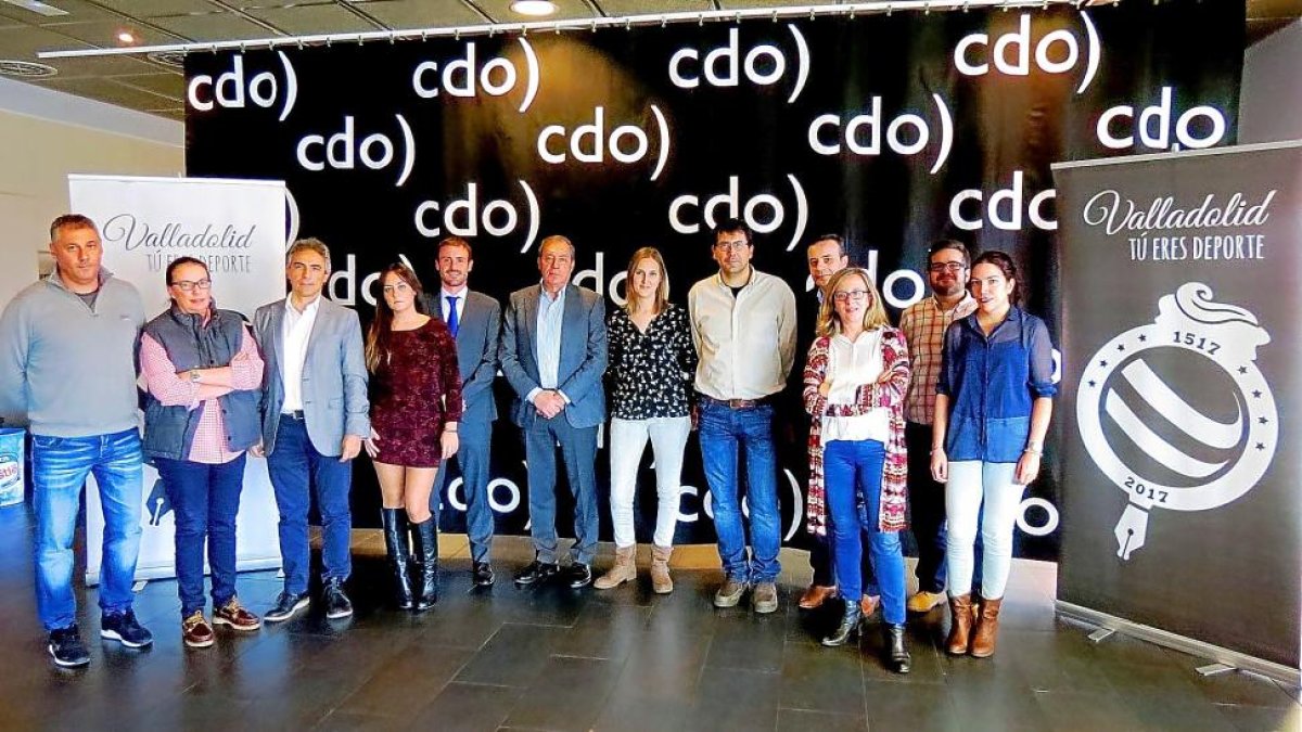 Miembros del jurado del II Concurso de Relatos Cortos Deportivos encuadrado dentro de las acciones ‘Valladolid, tú eres deporte’.-EL MUNDO