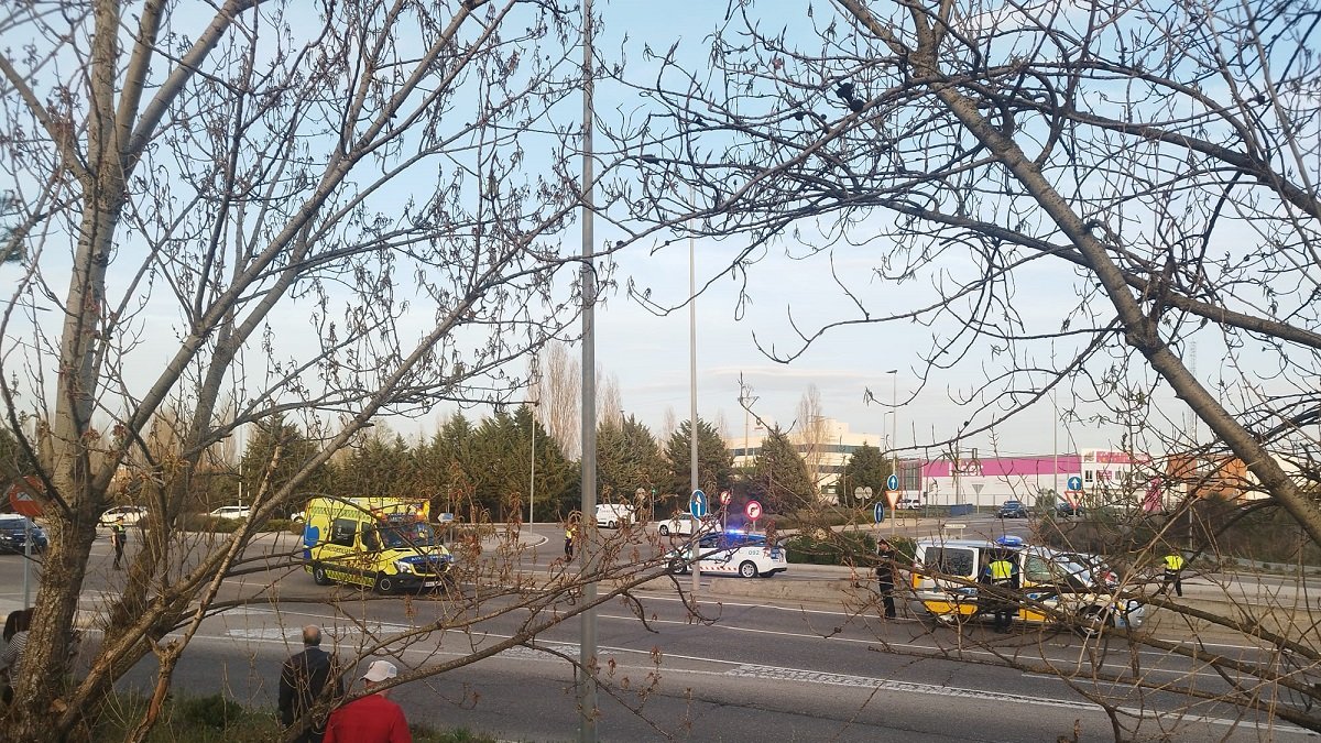 Lugar de la VA-20 en el que se produjo el accidente.- E. M.