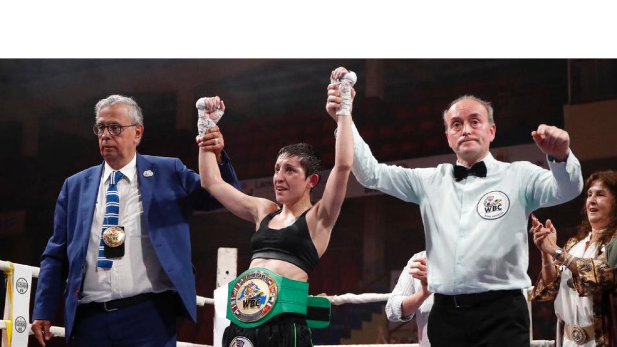 Isa Rivero gana el título de la WBC Mediterráneo. / PHOTOGENIC