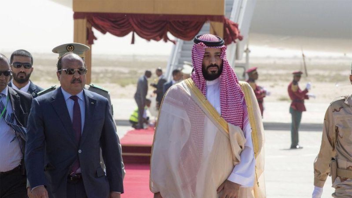 El presidente mauritano Mohamed Ould Abdel Aziz junto al príncipe de Arabia Saudí.-SAUDI ROYAL PALACE