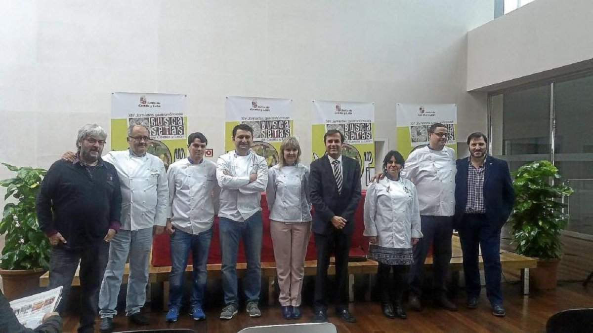 Presentación de las XIV Jornadas Gastronómicas 'Buscasetas' con Javier Ramírez, director general de Turismo.-E.M