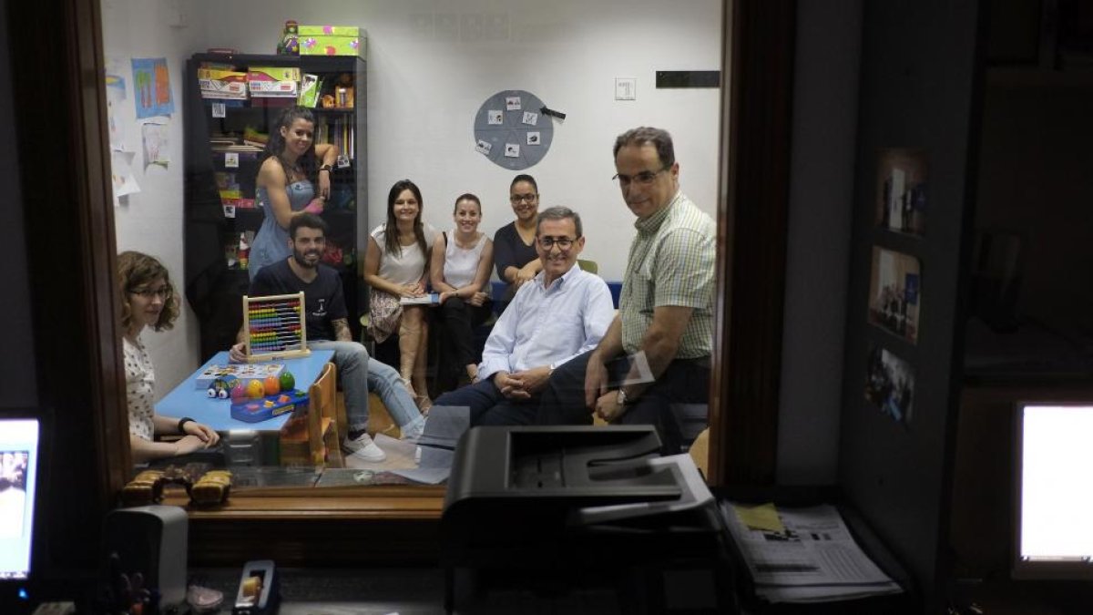 Investigadores del Centro de Atención Integral al Autismo de la Universidad de Salamanca-ENRIQUE CARRASCAL