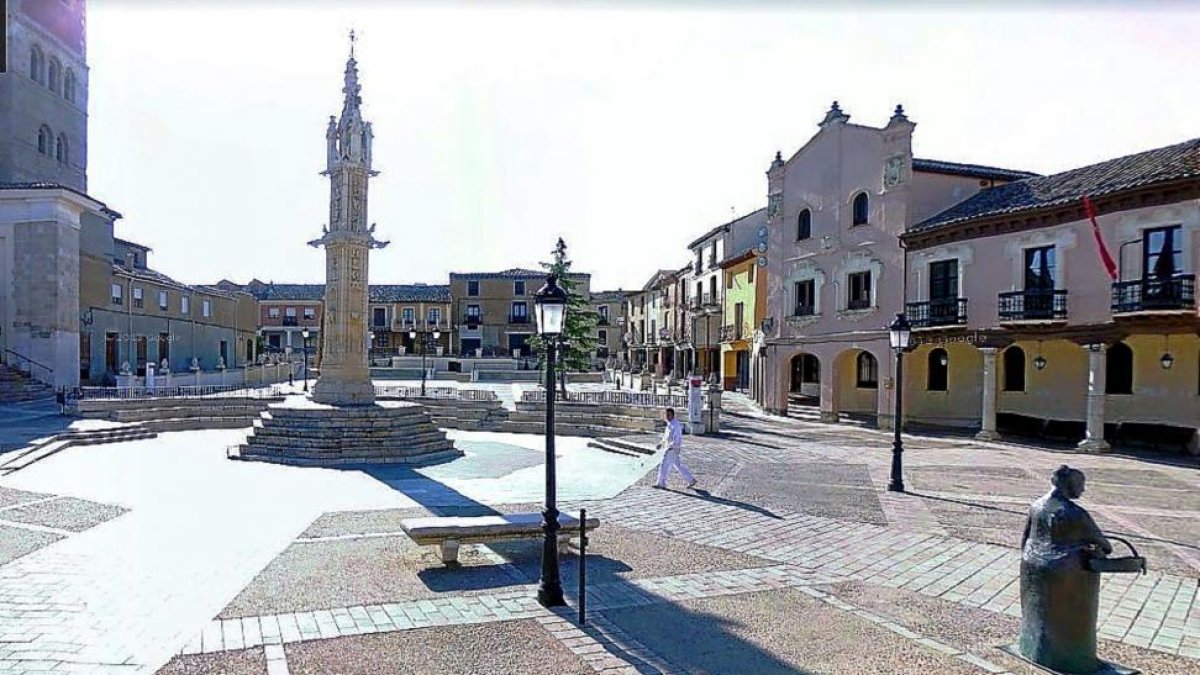 Plaza Mayor de Villalón de Campos, donde la incidencia acumulada supera los 1.500 casos.- E. M.