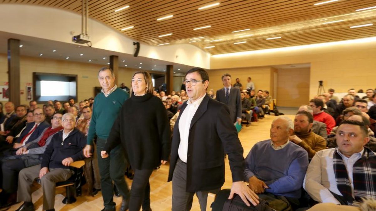 La consejera de Agricultura y Ganadería y portavoz de la Junta de Castilla y León, Milagros Marcos, clausura la jornada de presentación de la Asociación de Productores de Patata de Castilla y León-ICAL