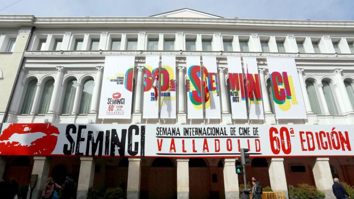 Teatro Calderón de Valladolid preparado para la Seminci